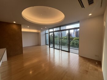 ENOHANA【12/9 NEW OPEN（予定）】の写真/1ゲスト制（1日3名）南国風の非日常空間であなただけの癒し時間を｜ゆっくりと深く癒す大人のためのサロン
