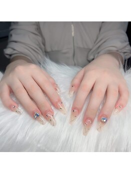ヘブン ネイル 鶯谷(HEAVEN Nail)/ビジューフレンチネイル