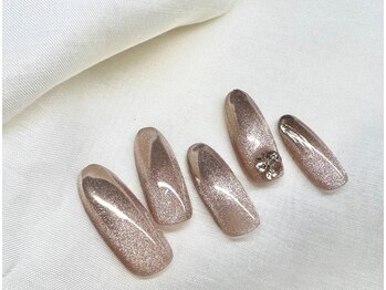 スピードネイル アンド アイ 宮交シティ店/#106 【ビジュー×マグネット】