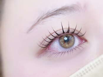 アイスター 大阪難波店(EYESTAR)の写真/目尻にポイントカラーや、フルカラーも★肌なじみが良いブラウンで、ナチュラルに見せたい方にもオススメ！