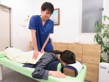 ほねキング 東松戸駅前整骨院の写真/骨盤矯正が人気！骨盤の歪みを改善し小顔にも効果的♪キッズスペース完備なので産前産後にも通える◎