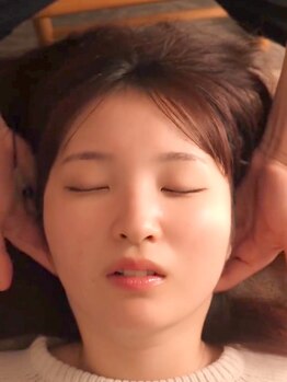 もみほぐしソルブ(もみほぐしSolve)の写真/小顔で好評の”もみのプロ”極上ヘッドスパ☆落ちていく心地よさ！眼精頭痛/顎/リンパ/自律神経にも効果◎