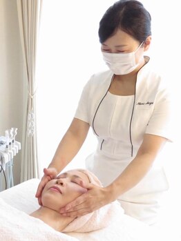 ノリスズ(NORI SUZU)の写真/【レモンボトル×頭蓋骨矯正】がスゴイ!!最短でたるみ改善が叶うmenu♪正規取り扱い店