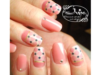 ジュジュ(Juju)/モザイクタイル柄ネイル