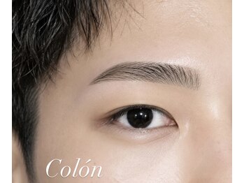 コロン(Colon)の写真/黄金比、平行眉、ナチュラル眉も自由自在♪まつ毛パーマ同時施術可能◎
