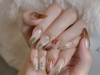 フローラネイルサロン/