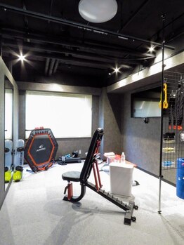 加圧スタジオ ビーダッシュ(BDASH)/美しい体を!自重トレゾーンで★