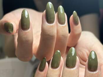 サロンドファン(salon de Fan)/カーキワンカラー