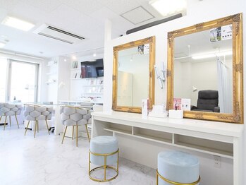 リーベスト 京橋(REBEST)/ドレッサー/お化粧直し