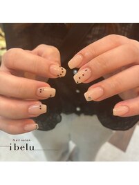 シンプルハートネイル
