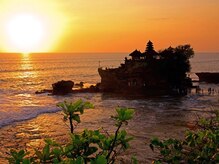 アジアンリラクゼーション ヴィラ 大橋店(asian relaxation villa)/バリ島：夕焼けのタナロット寺院