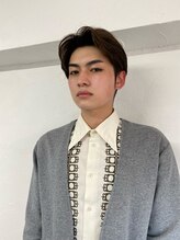 スパーブ(Superb)/角度をつけたストレート眉♪