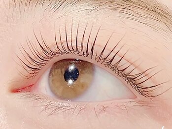 フリルナチュール 新潟駅前店(Frillnature)の写真/ナチュラルな美しさで、もっと自信が持てる自分史上最大の目元に☆丁寧なカウンセリングで初めての方にも◎