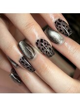 ダリア(Dahlia)/アニマルネイル