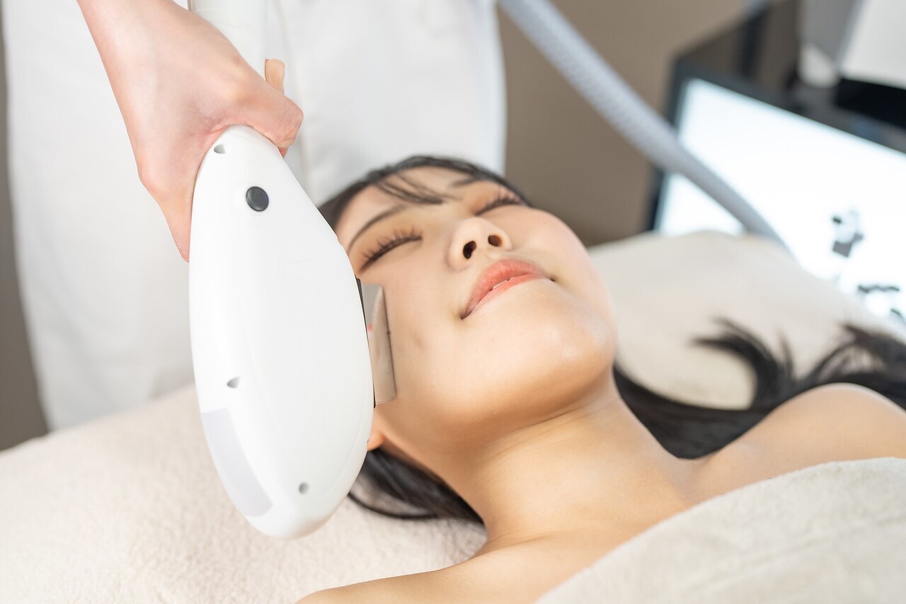 U22学生様限定☆もっちり美肌♪お顔脱毛☆白玉美白パック付き/\3500