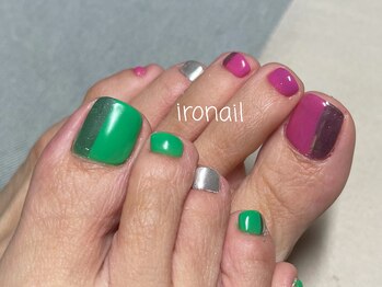 イロ ネイルサロン(iro)/FOOTミラー×アシメネイル