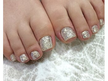 ルアナネイルナゴヤ(LUANA nail nagoya)/ホワイトラメ