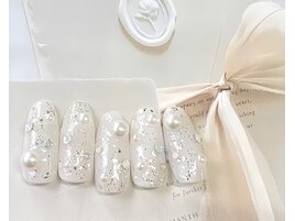 冬のきらめきネイル