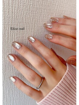 リクスネイル(Rikus nail)の写真/初めての方にこそ！流行りのマグネットで上品な指先に◎