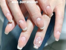 ネイルドットスタジオ 堺筋本町(NAIL DOT STUDIO)/マグネットフレンチ