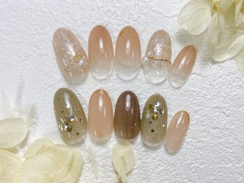 ビオトーププラス 銀座本店(bio tope+)の写真/ネイル雑誌掲載のサロン☆周りと差がつく繊細なア-トが得意!!定額ネイルも持ち込みデザインも大歓迎♪