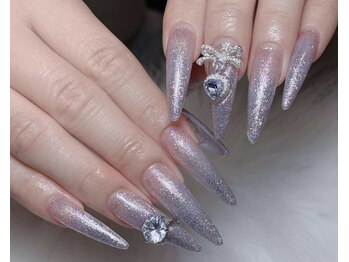 ワンカラー＋大きめいパーツ2個