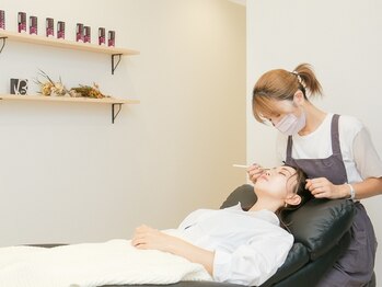 リエル 梅田茶屋町店(Riel)/まつ毛パーマと眉毛専門店Riel