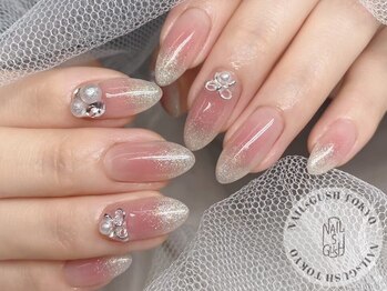 ネイルズガッシュ 川崎店(NAILsGUSH)の写真/≪洗練されたシンプル可愛いデザインがいっぱい≫シンプルだけど存在感があるデザインで指先を彩る♪