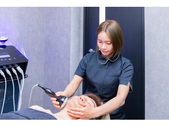 トロイカ(troika)/気持ち良いフェイシャル