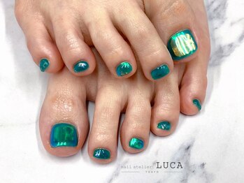 ネイルアトリエルカ(nail atelier LUCA)/W-873 大人可愛いブルー氷ネイル