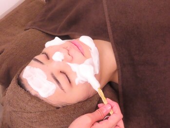 アミー(Ammi)の写真/ハーブピーリングでエイジングケア☆ハリのある若々しい印象へ◎シミ・しわ改善で目指せノーファンデ生活♪