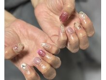 オパール(O'pearl)の雰囲気(手描きネイル♪)