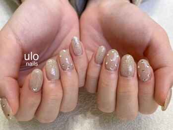 ウロネイルズ(ulo nails)/つぶつぶキラキラストーンネイル