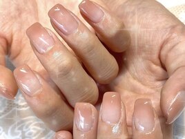 ピンクグラデ　担当西村