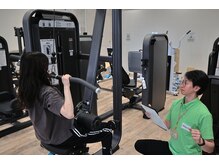 リフレッシュジム(Refresh GYM)の雰囲気(マシンの利用方法を丁寧にお教えいたします)