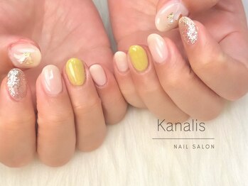 カナリス 神田店(Kanalis)の写真/大人女性のためのシンプルで上品なオフィスネイル♪シンプルだけでなく貴方らしさを大切にご提案します◎