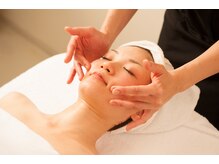 えすてさろん ケイアンドエフ(k&f)/【フェイシャル】リフトアップ