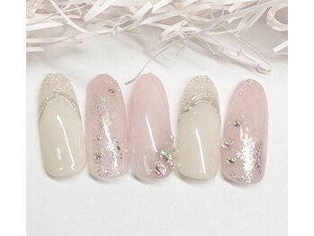 ラヴィネイル 四条烏丸店 メリー(La Vie Nail merry)/2024.1月限定