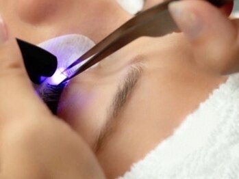 マイン 豊中(Mine)の写真/《ご新規様120本¥6,800》モチの良さに自信有りのLEDマツエク♪装着したての美しい目元をしっかりKEEP★