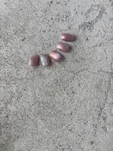 エス(es)/バカラネイル