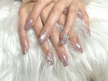 リリーネイル(Lily nails)の写真/パラジェル×長さ出しで美フォルム◎爪の補強も叶え、自分の爪に自信が持てる仕上がりへ◇