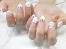 ネイルサロンブラン(nail salon BLANC)/ティアラのブライダルネイル
