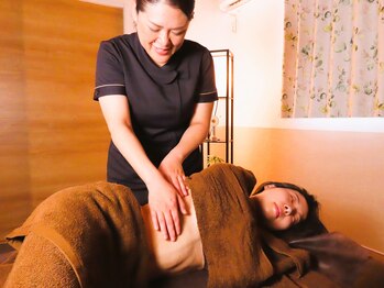 シャルールプラス(chaleurplus)/腸もみ