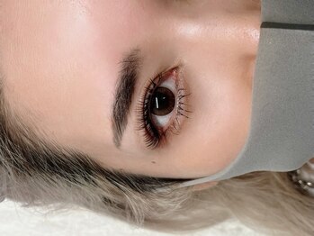 サロンド アクール/LEDマツエク～BLANCO～×まつパ