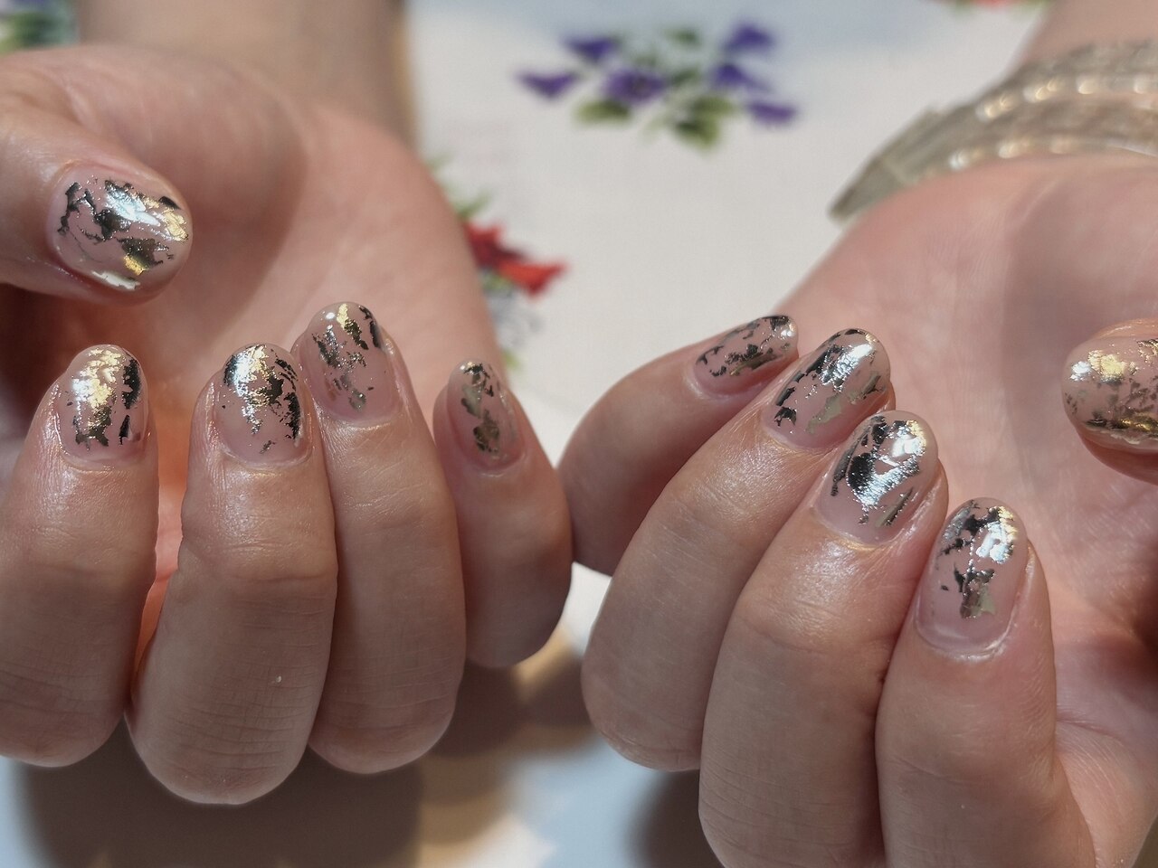 2026年冬トレンド】シルバーのネイルデザイン集｜人気順｜237ページ目