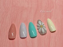 Leo nailの雰囲気（チップ長さだしやワンポイントデザインなど多数メニューご用意☆）