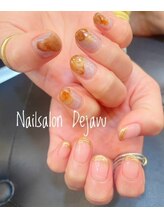 デジャヴ(Dejavu)/秋カラーのちぐはぐネイル