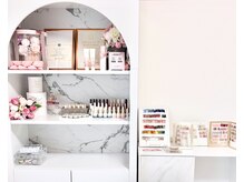 ブーケ(Bouquet)の雰囲気（白基調の日当たりの良い店内でリラックスしてお過ごしくださいね）