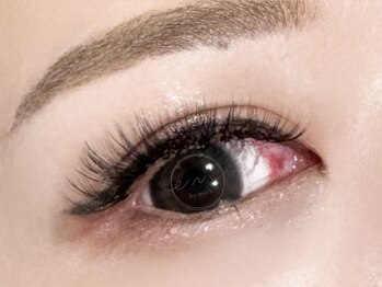 エニ(eni.)/ボリュームラッシュ