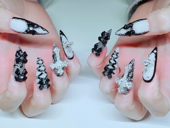 リンネイル 新大久保店(Rin Nail)の写真/【新宿エリア希少★】マッサージ付きリクライニングチェアを完備◎癒されながら施術を受けられます♪